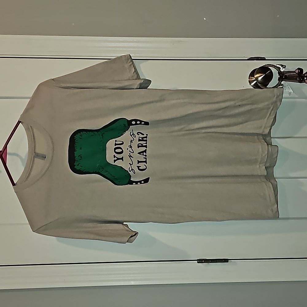 Womens Next Level Apparel Christmas Vacation graphic tshirt. Sz large